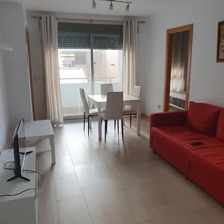 Bajo Con Piscina En La Playa Apartment